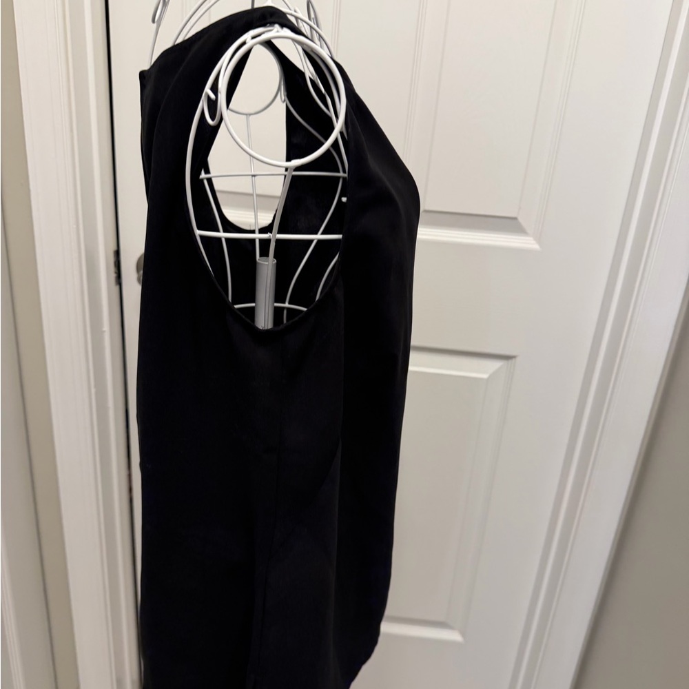 White House Black Market Classic Black Top